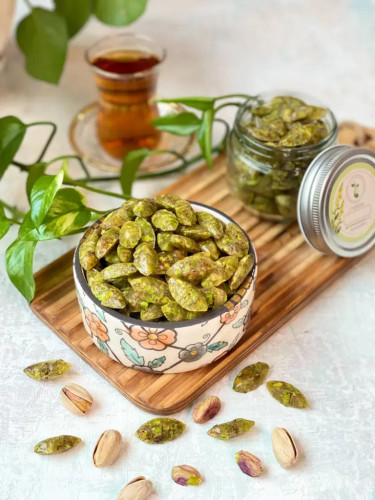 آبنبات پسته ای