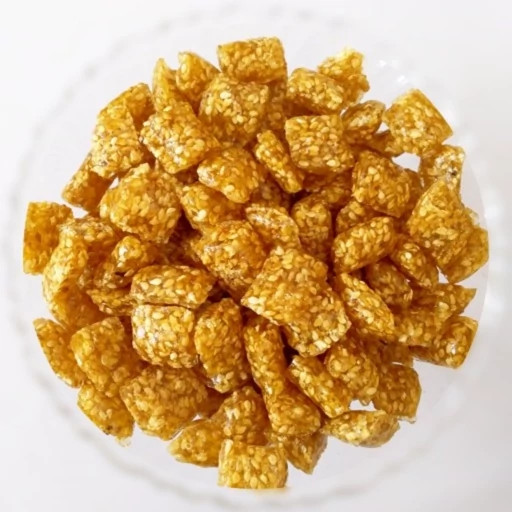 آبنبات کنجدی